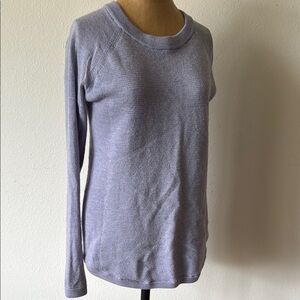 Lululemon sz 6 periwinkle blue merino wool sweater thumb holes great condition
